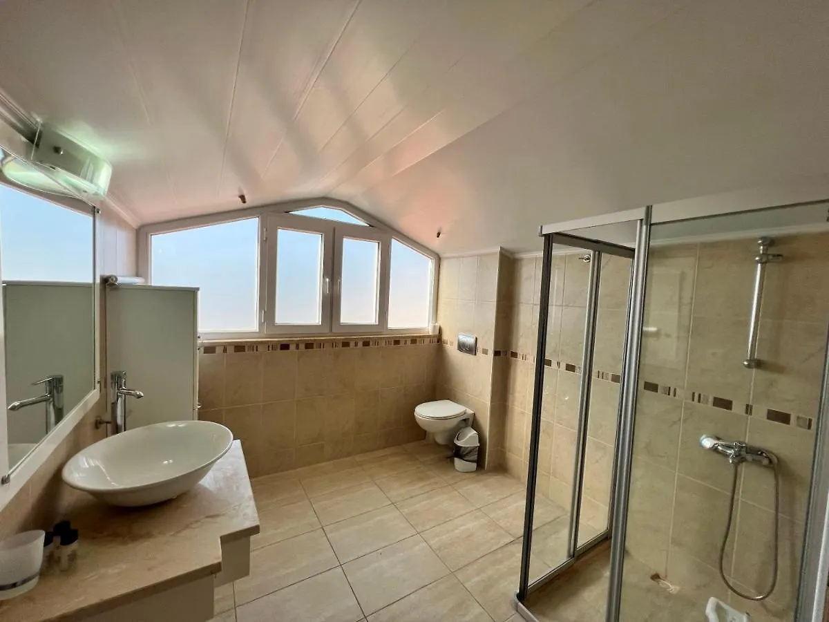 Villa Valley Oludeniz, 4 Bedroom, Large Swimming Pool Fethiye Turkey