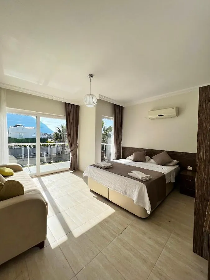 Villa Valley Oludeniz, 4 Bedroom, Large Swimming Pool Fethiye