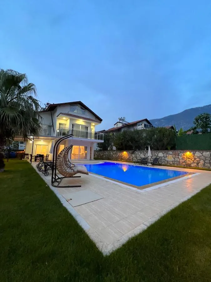 Villa Valley Oludeniz, 4 Bedroom, Large Swimming Pool Fethiye
