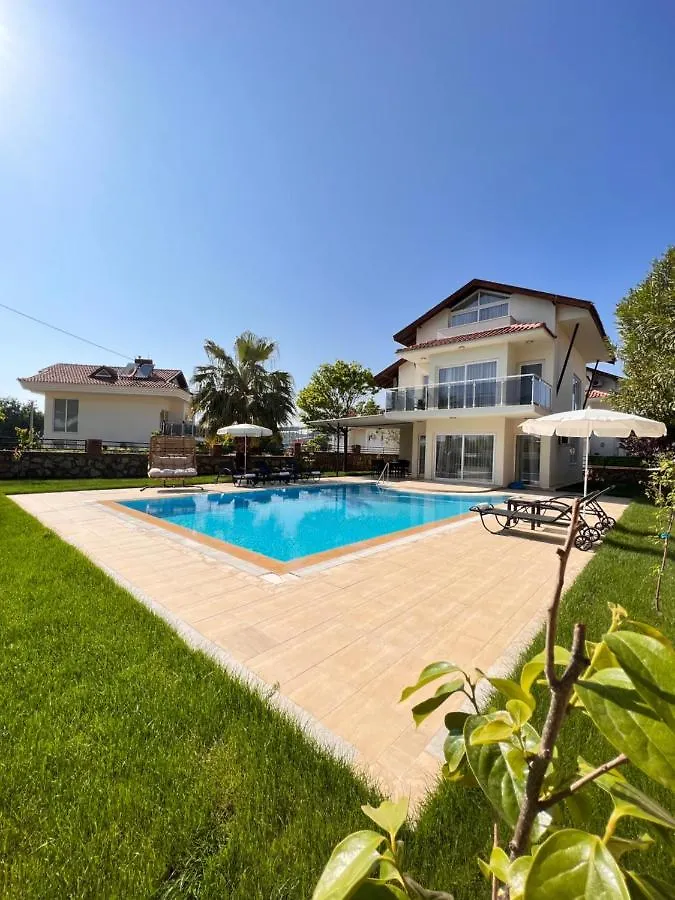Villa Valley Oludeniz, 4 Bedroom, Large Swimming Pool Fethiye